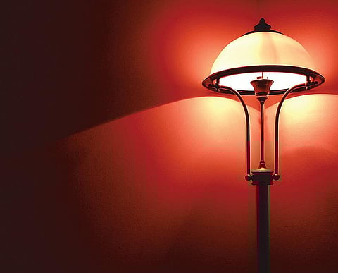 விளக்குகளால் அலங்கரியுங்கள்