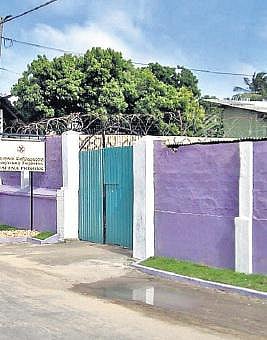 யாழ்ப்பாணம் சிறையில் தமிழக மீனவர்கள் 24 பேர் உண்ணாவிரதம்