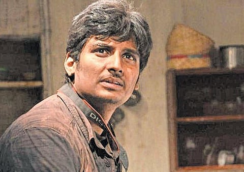 வெட்டிவேரு வாசம் 7 - பிடுங்கப்பட்ட கேமராவும் உருவப்பட்ட ஃபிலிம் சுருளும்!