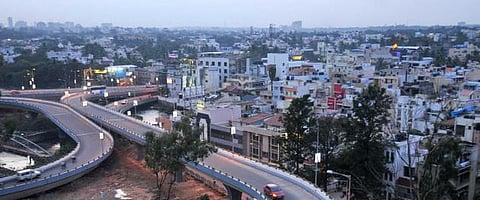 சென்னையில் இடியும் நிலையில் பழமையான கட்டிடங்கள்: உயிர்ப்பலி ஏற்படும் முன் அரசு நடவடிக்கை எடுக்குமா?