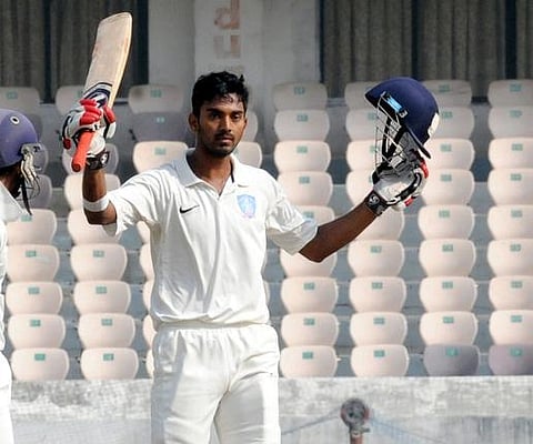 லோகேஷ் ராகுல் மீண்டும் சதம்: வெற்றியை நோக்கி தெற்கு மண்டலம்