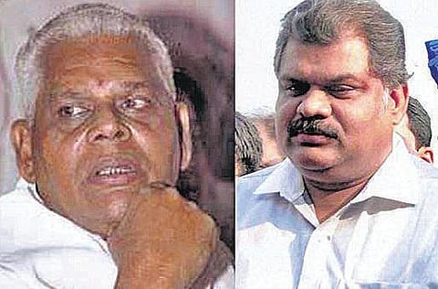 தந்தை மூப்பனார் வழியில் தனிக்கட்சி.. சாதிப்பாரா ஜி.கே.வாசன்?﻿