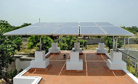 சோலார் வாட்டர் ஹீட்டருக்கான மத்திய அரசின் 30% மானியம் நிறுத்தம்: சூரியசக்தி வளர்ச்சித் திட்டத்தில் திடீர் பின்னடைவு