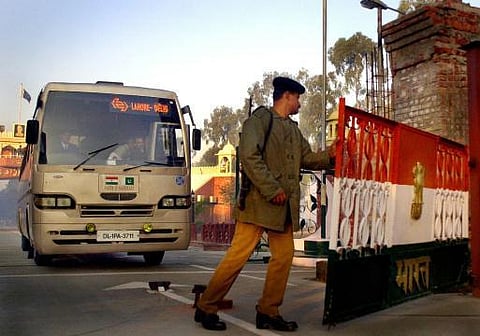 உள்நாட்டில் பெரிய தாக்குதல்களை நடத்த இந்திய தீவிரவாதிகளுக்கு அல்-காய்தா பயிற்சி