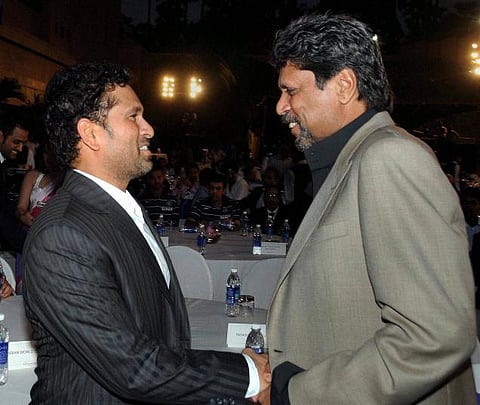 பயிற்சியாளராக கபில் ஏமாற்றமளித்தார்: சுயசரிதையில் சச்சின்