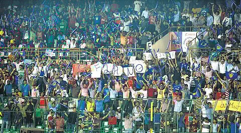 கோல் போடு இந்தியா!