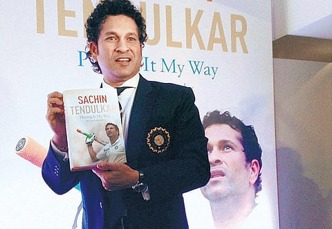 சச்சினை அச்சுறுத்திய பாகிஸ்தான் பந்துவீச்சாளர்கள்!