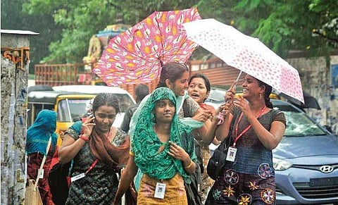 தமிழகத்தில் அடுத்த 24 மணி நேரத்துக்கு மழை நீடிக்கும்