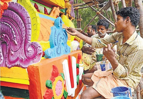 இந்து சமய அறநிலையத் துறை ஒப்புதலுடன் ஸ்ரீரங்கம் ரங்கநாதர் கோயில் திருப்பணியில் சுற்றுச்சூழலுக்கு உகந்த ‘வாட்டர் கலர்’﻿