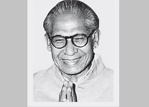 ஹரிவன்ஸ் ராய் ஸ்ரீவாத்சவ் பச்சன் 10