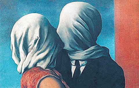 முத்தம்: எதற்கு இந்த யுத்தம்?