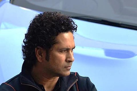 மட்டையின் கண்கள்﻿ - ப்ளேயிங் இட் மை வே: சச்சின் டெண்டுல்கரின் சுயசரிதை