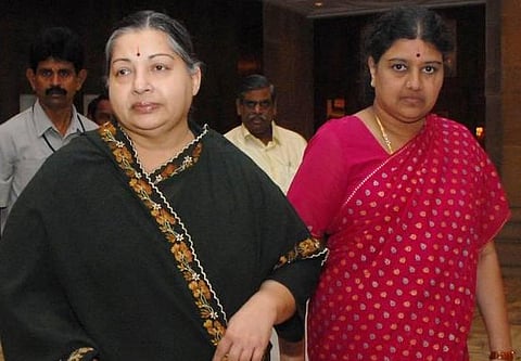 வருமான வரித்துறை வழக்கு﻿﻿: ரூ.2 கோடி கட்டியதாக ஜெயலலிதா, சசிகலா மனு﻿﻿- 11-ம் தேதிக்கு விசாரணை ஒத்திவைப்பு﻿