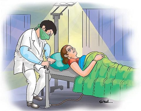 கருத்தடை அறுவைச் சிகிச்சைக்கு சைக்கிள் பம்ப் பயன்படுத்திய டாக்டர்﻿