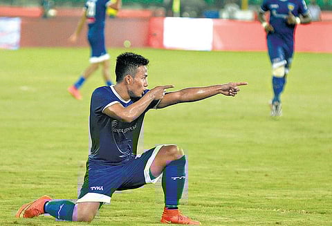 ஐ.எஸ்.எல். கால்பந்து: சென்னை-கோவா இன்று மோதல்