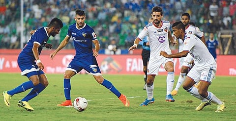 ஐஎஸ்எல் அரையிறுதியில் கோவா: சென்னை அணியை பந்தாடியது