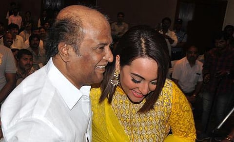 என் படங்களில் கதை இல்லையா?- ட்வீட்டுக்கு பதிலளித்து பேசிய ரஜினி