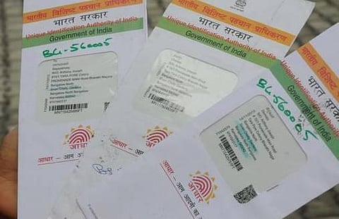 ஆதார் மையங்கள் தாலுக்கா அலுவலகங்களில் மட்டுமே செயல்படும் நிலை: கிராமப்புற மக்கள் பெரிதும் பாதிப்பு