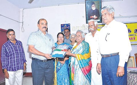 ரூ.50 லட்சம் மதிப்புள்ள வீடு அரசுக்கு தானம்﻿: முதியோர் தின விழாவில் மூதாட்டியின் தாராளம்﻿