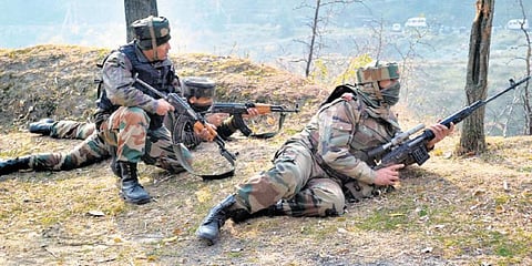 13 சாவடிகள் மீது பாகிஸ்தான் தாக்குதல்﻿﻿: இந்தியாவுக்குள் ஊடுருவ காத்திருக்கும் 60 தீவிரவாதிகள்﻿ - எல்லை பாதுகாப்புப் படை இயக்குநர் பேட்டி﻿﻿