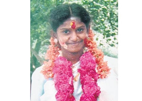 நித்யானந்தா ஆசிரமத்தில் இறந்த இளம்பெண் சடலம் மீண்டும் பிரேத பரிசோதனை﻿