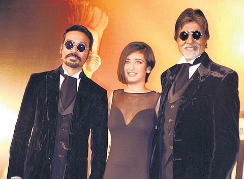 இரண்டு பாட்ஷாக்கள் - ஷமிதாப் முன்னோட்டம்