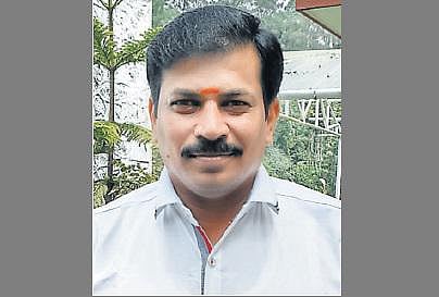 ‘விசில்’ அடிக்கும் வரையாடுகள்﻿ : வேகமாக அழிந்து வரும் தமிழகத்தின் மாநில விலங்கு