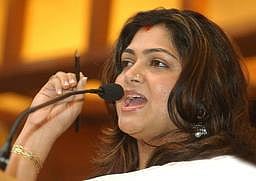 குஷ்புவைக் கண்டித்து நீதிமன்றத்தில் மனு