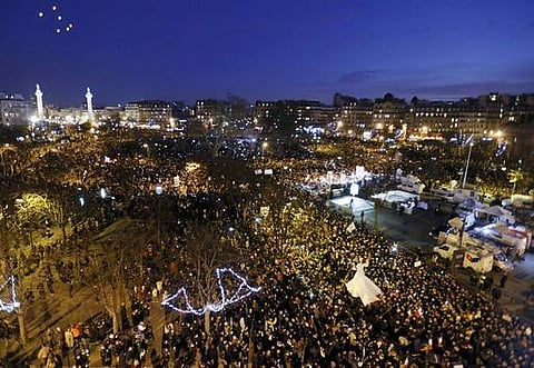 பாரீஸில் தீவிரவாத எதிர்ப்பு பேரணி﻿: 50 நாடுகளின் தலைவர்கள் உட்பட லட்சக்கணக்கானோர் பங்கேற்பு﻿