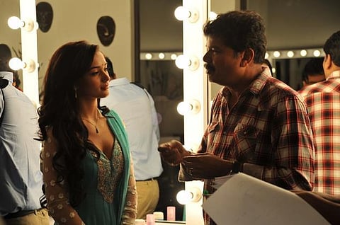 ஐ படத்துக்கு எதிராக மதுரை குற்றவியல் நடுவர் நீதிமன்றத்தில் வழக்கு : திருநங்கை பாரதி மனு விசாரணை ஜனவரி 21 தேதிக்கு ஒத்திவைப்பு