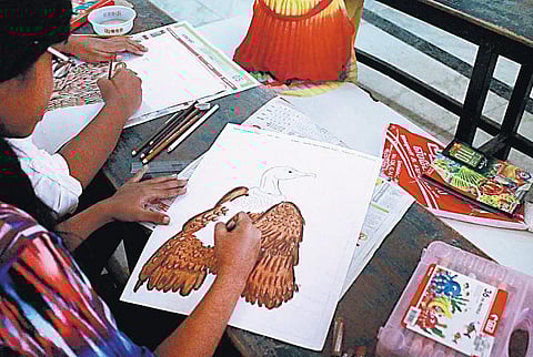 பிழைக்குமா பிணந்தின்னிக் கழுகு?