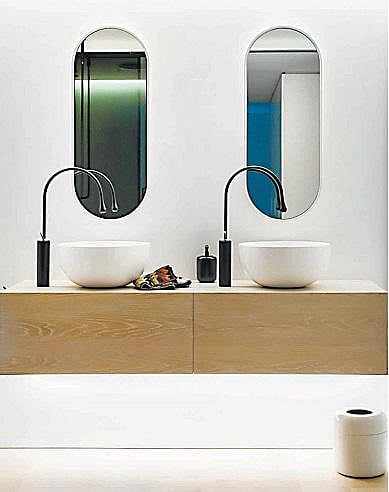 கண்ணாடி செய்யும் மாயம்