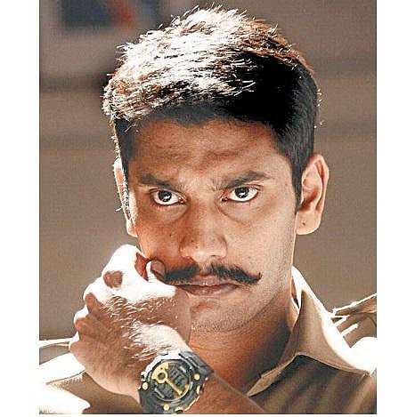 என்னைப் பற்றிக் கேட்டுப் பாருங்கள்: அருள்நிதி பேட்டி