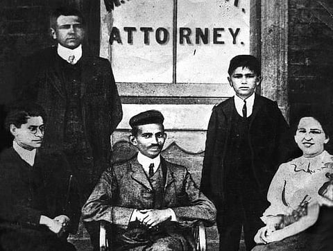 எக்காலத்துக்கும் தேவையான காந்தி﻿