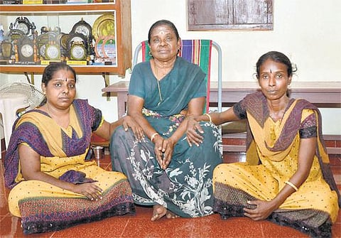 முகம் நூறு: கலங்கி நிற்கும் கரகாட்டக் குடும்பம்