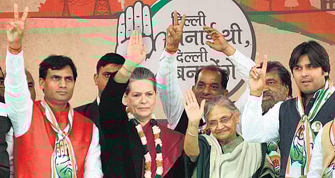 டெல்லிக்கு தேவை நல்லாட்சி; வெற்று வாக்குறுதிகள் அல்ல - மோடி, கேஜ்ரிவால் மீது சோனியா தாக்கு