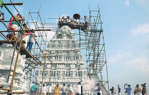 வேதகிரீஸ்வரர் கோயில் கும்பாபிஷேகம் ஏராளமான பக்தர்கள் தரிசனம்