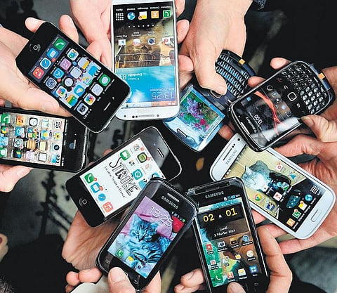 ஸ்மார்ட் போன் பற்று﻿