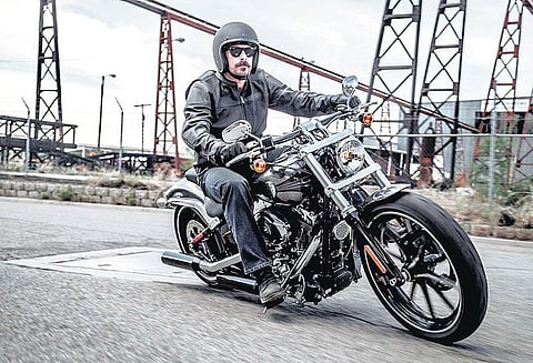 ரேஸ் பைக்குகளை பிரபலப்படுத்த புதிய உத்தி﻿