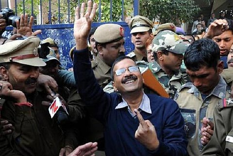 டெல்லியில் ஆம் ஆத்மி ஆட்சிக்கு வாய்ப்பு: தேர்தலுக்குப் பிந்தைய கருத்துக் கணிப்புகளில் தகவல்