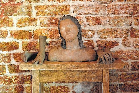 வாசனை கொண்ட சிற்பங்கள்﻿