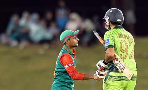 உலகக்கோப்பை பயிற்சி ஆட்டம்: வங்கதேசத்தை போராடி வென்ற பாகிஸ்தான்