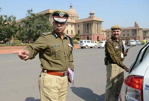 டெல்லி பள்ளிக்கூட தாக்குதலுக்கு எதிராக கடும் நடவடிக்கை தேவை: பிரதமர் மோடி