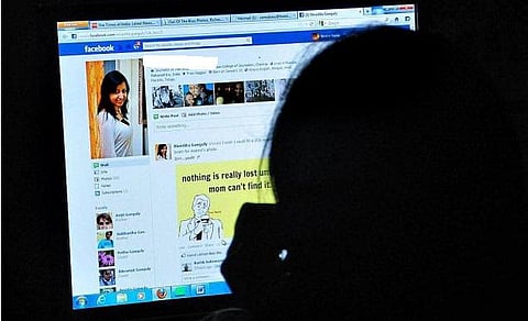 ஃபேஸ்புக்கில் உங்கள் புரொஃபைல் பிக்சர் ஸ்பாம் உஷார்!