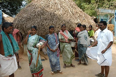 சொல்லத் தோணுது 22: தலைவர்கள்  பஞ்சமும்  தடுமாறும்  மக்களும்!