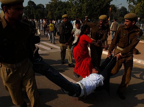 கேள்விக்குறியாகும் மனித உரிமை காப்பாளர்கள் பாதுகாப்பு﻿: கருத்துக் கேட்கிறது தேசிய மனித உரிமைகள் ஆணையம்﻿