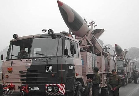 அணு ஆயுதங்களை ஏந்திச் சென்று தாக்கும்﻿ பிருத்வி-2 ஏவுகணை சோதனை வெற்றி﻿