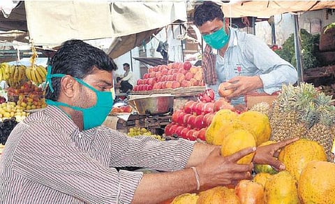 பன்றிக் காய்ச்சல் பலி உயர்வு: மாநிலங்கள் 24 மணி நேர `ஹெல்ப்லைன் சேவை அளிக்க உத்தரவு﻿﻿