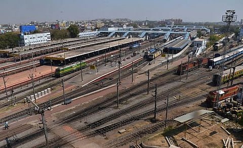 ரூ.96,182 கோடியில் 77 புதிய ரயில்வே திட்டங்கள்