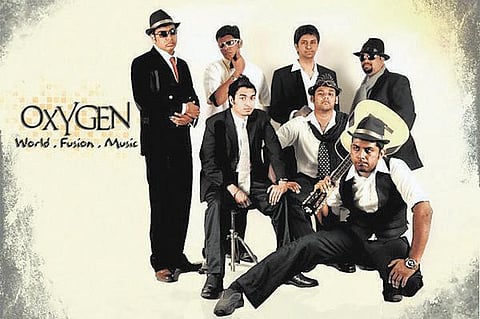 தனி இசை: மொட்டை மாடியில் இசை மழை